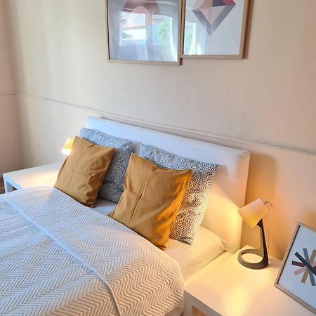 Cosy Vacation House In The Village Velky Meder Ngoại thất bức ảnh