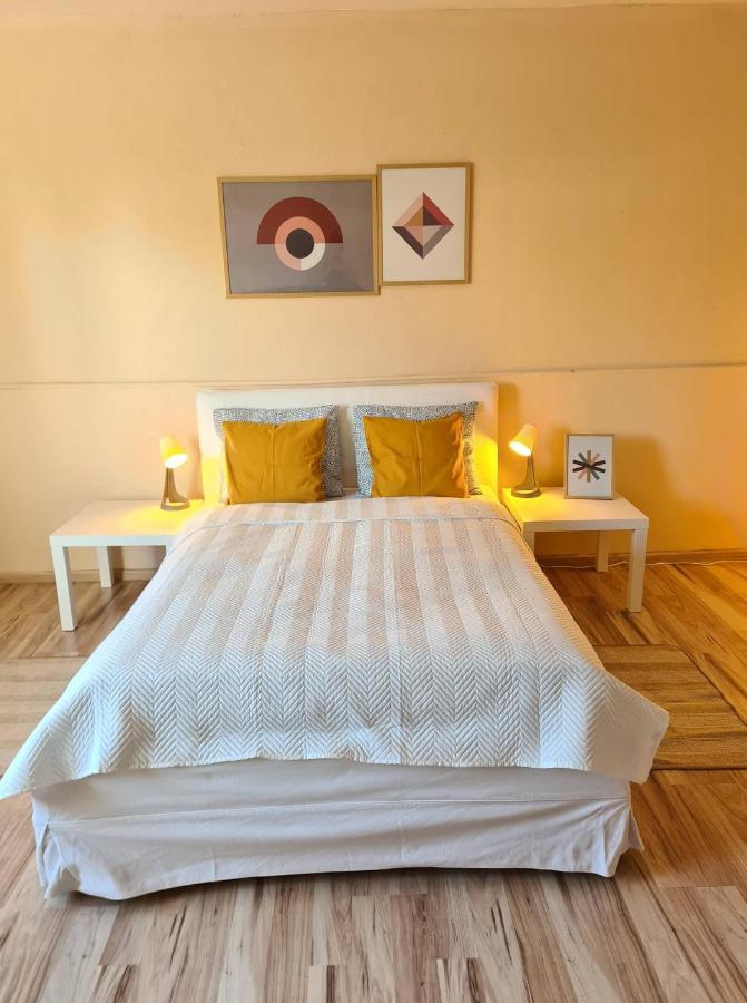 Cosy Vacation House In The Village Velky Meder Ngoại thất bức ảnh